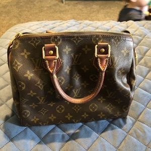 Louis Vuitton speedy 25